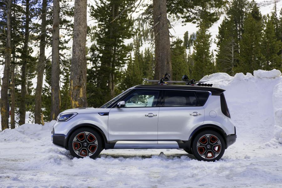  Kia Trailster e-AWD Concept 2015 года  (фото 13 из 25)